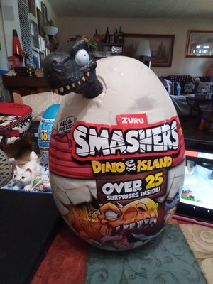  Smashers Dino island Mega Egg By ZURU includes 25 Surprises