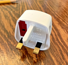 1USA US To UK and Asia Travel Charger Adapter Plug Outlet Converter
