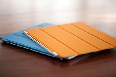 Apple iPad Slim Smart Cover mit Sleep Wake Up Funktion Hülle