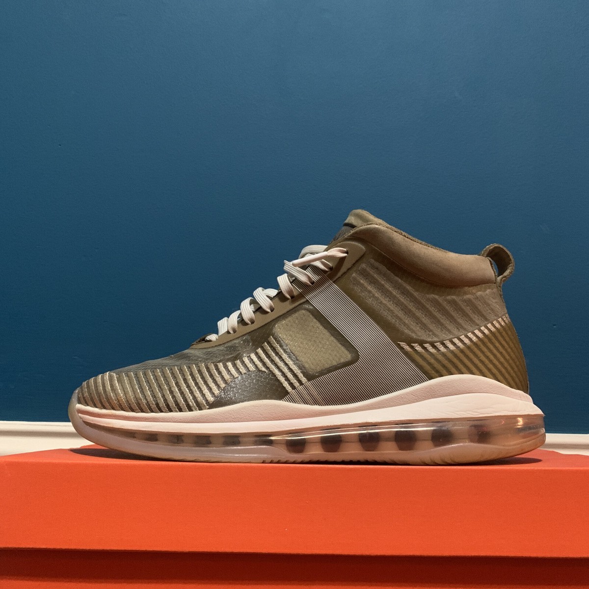 Size Nike LeBron Icon QS x John Elliott Parachute Beige 2019