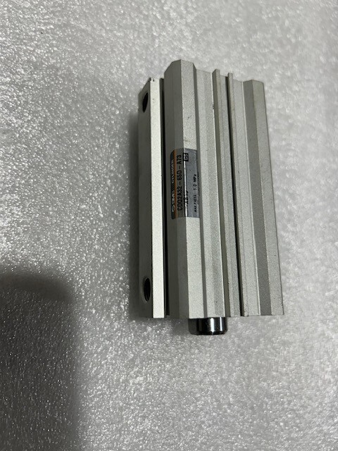 SMC CDQ2A32-65D-A73-XB10 Compact Cylinder