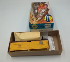 HO Scale Athearn 5214 40' Reefer PFE-WP #36448 Pacific Fruit Express NOS