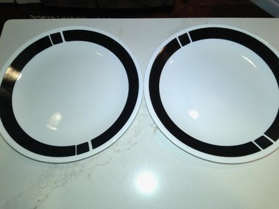 2 Corelle Urban Black 8 1/2'' salad/luncheon plates near-mint ~ low fast shipping