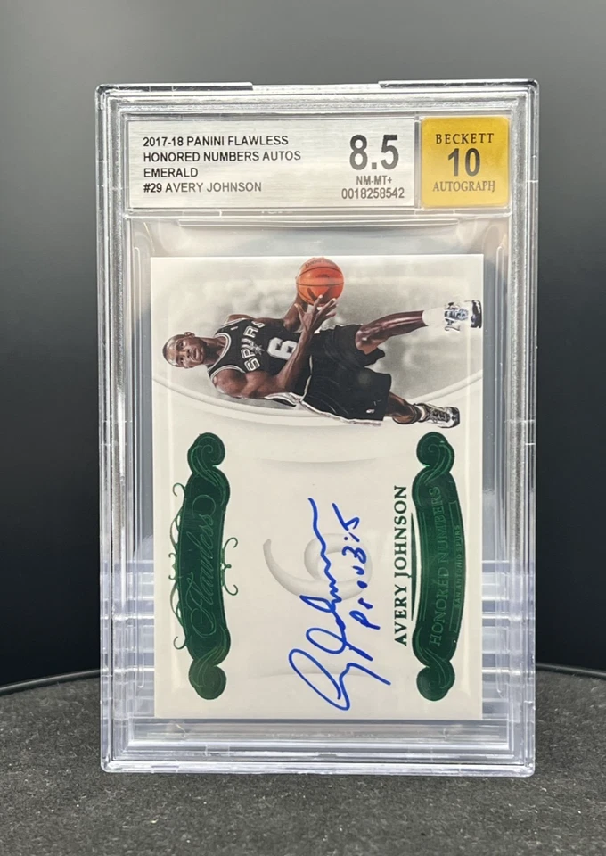 Panini Flawless 2017-18 - #HN-AJ/29 Avery Johnson automático esmeralda/5 Foto 2 de 3