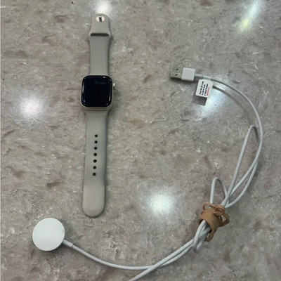 Apple Watch Series 8  41mm Aluminum Case with Sport Band - Starlight, S/M