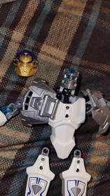 LEGO BIONICLE: Kopaka-Master of Ice (70788) Incomplete