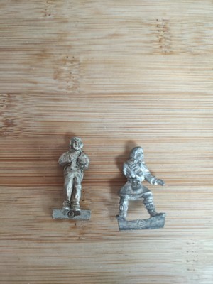 Doctor Who b EF Harlekin Miniaturen Doctor 2 und Jamie Mccrimmon beschädigt