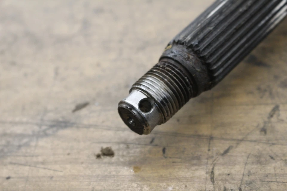 1986 Honda FourTrax 350 TRX350 4x4 REAR AXLE WHEEL PIVOT BOLT AXEL SHAFT S776 - Image 3 of 4