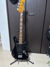 Squier Jaguar Bass E-Bass schwarz