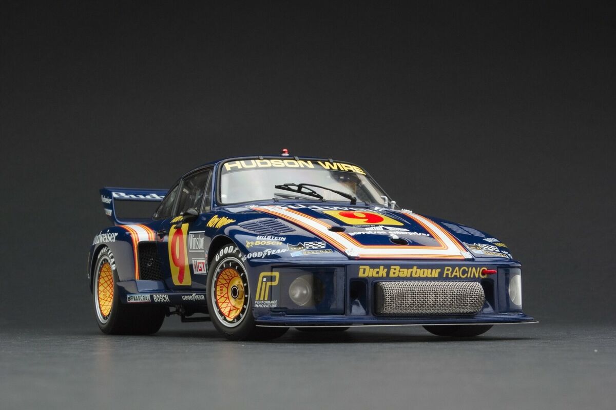 Exoto 1:18 | 1979 Budweiser Porsche 935 Turbo | Winner, 12 Exoto 1:18 | 1979 Budweiser Porsche 935 Turbo | Winner, 12