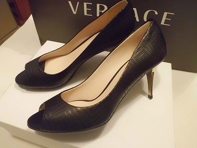  Gianni Versace Shoes Woman Greek No. 39   1430.00