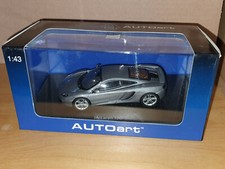 1:43 Mclaren MP4 - 12 C Silver By Auto Art ( 56007 )