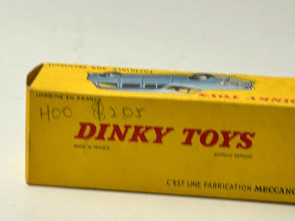 Dinky No. 525 Peugeot 403 Station Wagon con caja original Foto 2 de 4