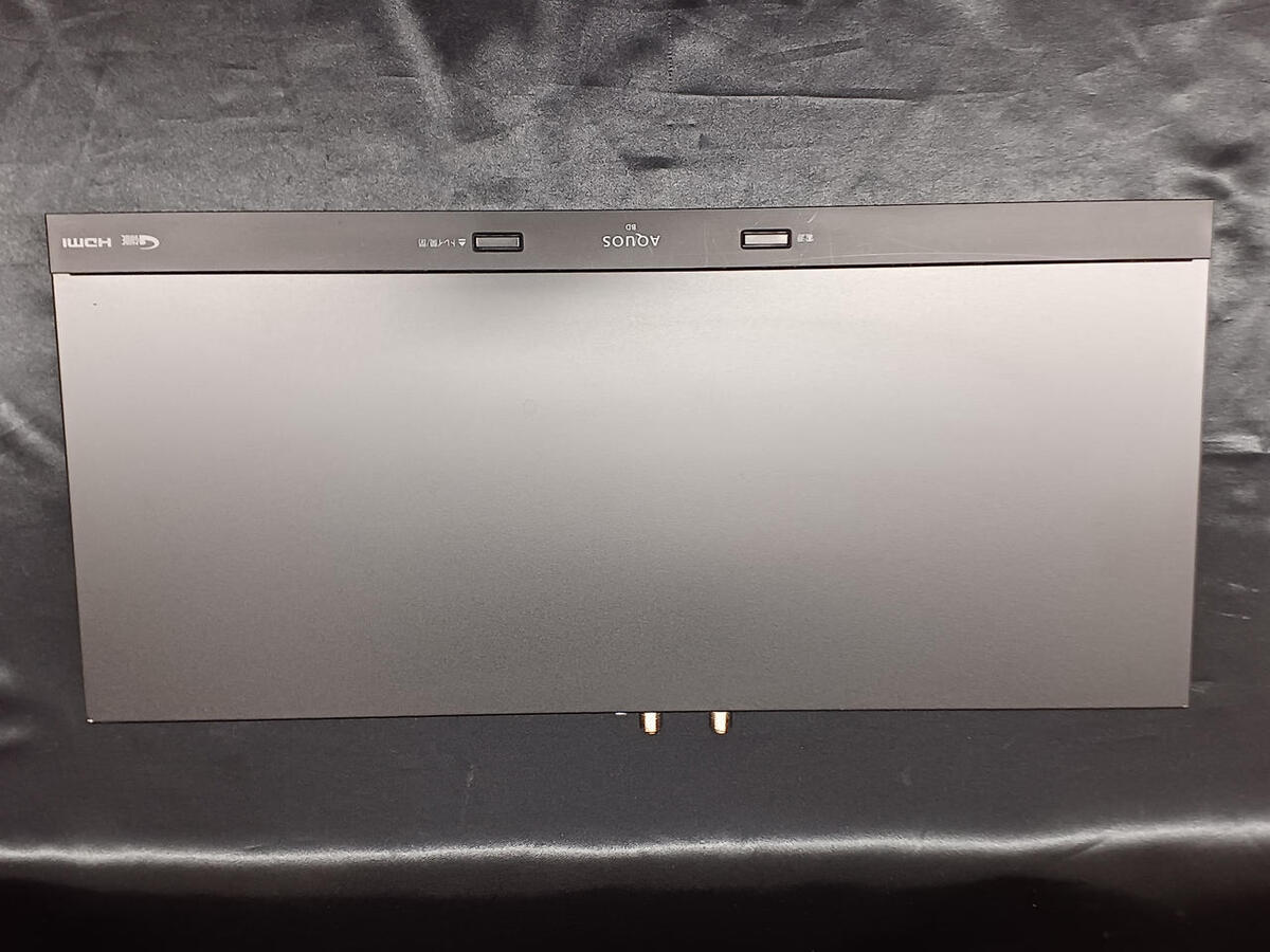 Sharp AQUOS 2B-C10DW1 Blu-ray Recorder 1TB Good Condition Sharp AQUOS 2B-C10DW1 Blu-ray Recorder 1TB Good Condition