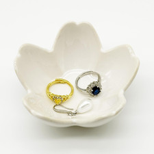 Small Flower Ring Dish Jewlery Tray, Ceramic Jewelry Dish Tray Cute Room Nightst