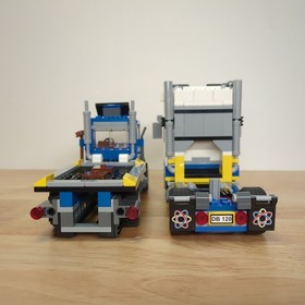 LEGO Creator Expert 10244 Fairground Mixer - Used 100% Complete w/ Box & Manuals