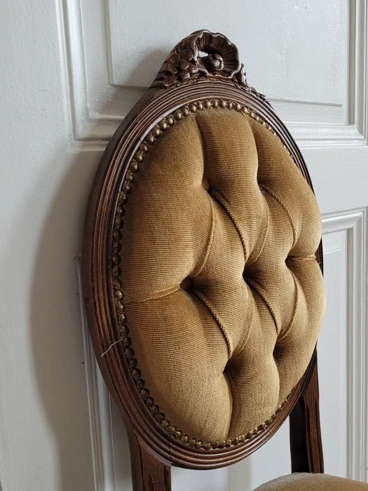 Stuhl Louis-Philippe-Stil geschnitztes Holz, gepolstert mit goldenem Samtbezug - Bild 3 von 4