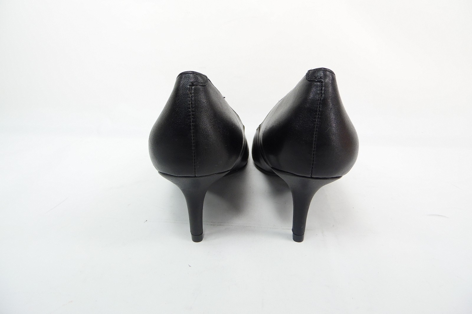 Liz Claiborne Joelle Pumps Kitten Heels synthetic patent upper Black