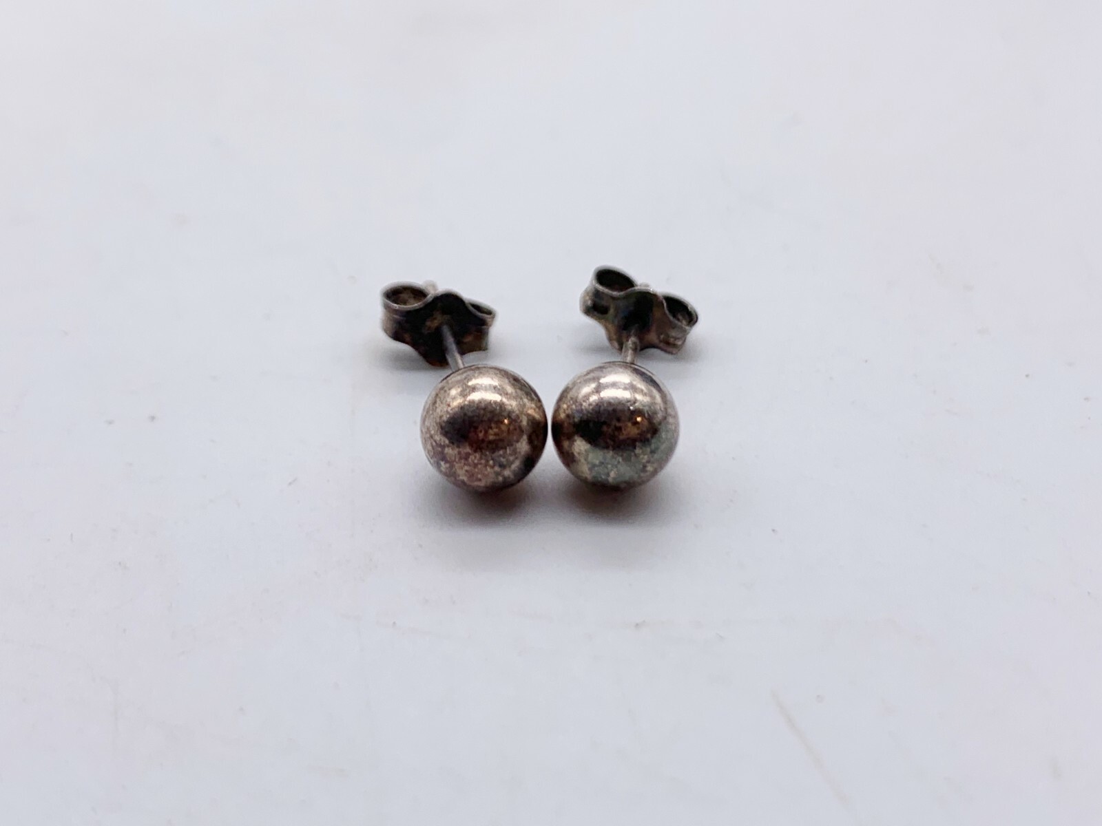 VINTAGE SOLID STERLING SILVER SMALL STUD BALL BAU… - image 1