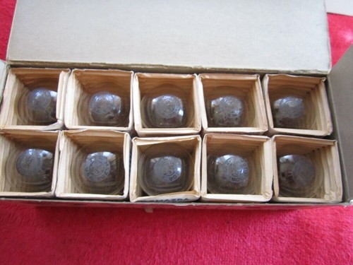 10 VINTAGE GENERAL ELECTRIC 2336 PREFOCUSED MAZDA 12-16V, RP-11 HEADLIGHT BULBS - Picture 6 of 7