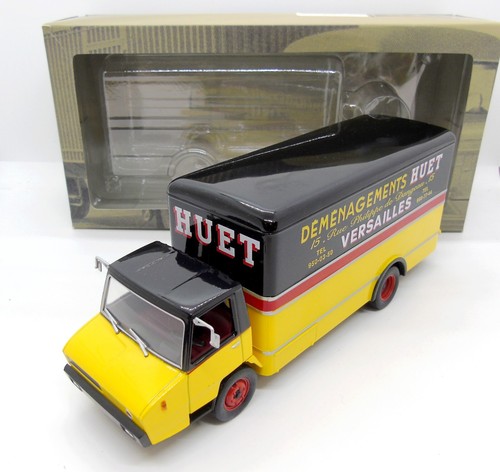 IXO 1/43 Camion Berliet Stradair 50 - Caisse Hypique 1968 - Neuf Sous Boîte