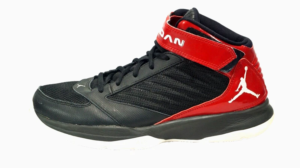 - Jordan BCT 3 Mid. Talla 9 848786-002 Foto 3 de 4
