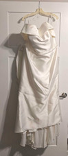 David's Bridal - Wedding Dress Ball Gown - Discontinued - size 22 - hardly worn