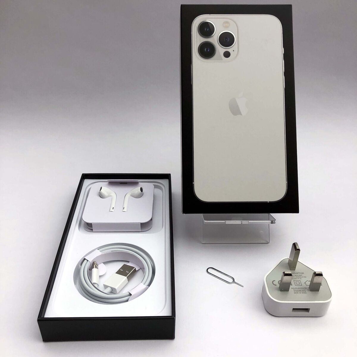 Original iPhone 13 Pro Max empty box with Full Accessories Original iPhone 13 Pro Max empty box with Full Accessories