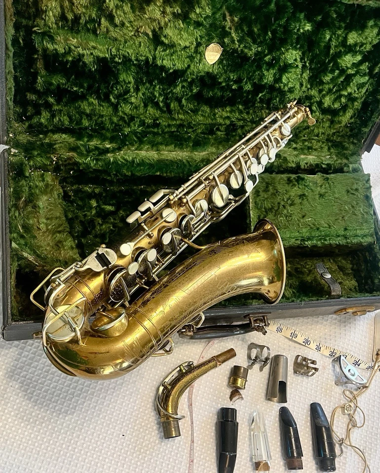 1938(?) #126723 Saxofón Martin antiguo con 1 Martin, 2 boquillas de acero ebonita Foto 2 de 4