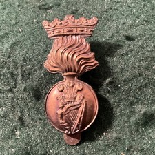 Royal Irish Fusiliers Regiment Cap Badge. ALL BRASS. EA18