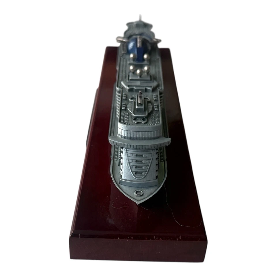 MSC SEAVIEW - MEGA Kreuzfahrtschiff - Schiffsmodell Modell - Bild 3 von 4