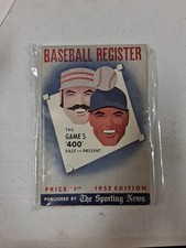 1952  SPORTING  NEWS  BASEBALL  REGISTER - THE  GAMES  '400'  PAST  AND  PRESENT