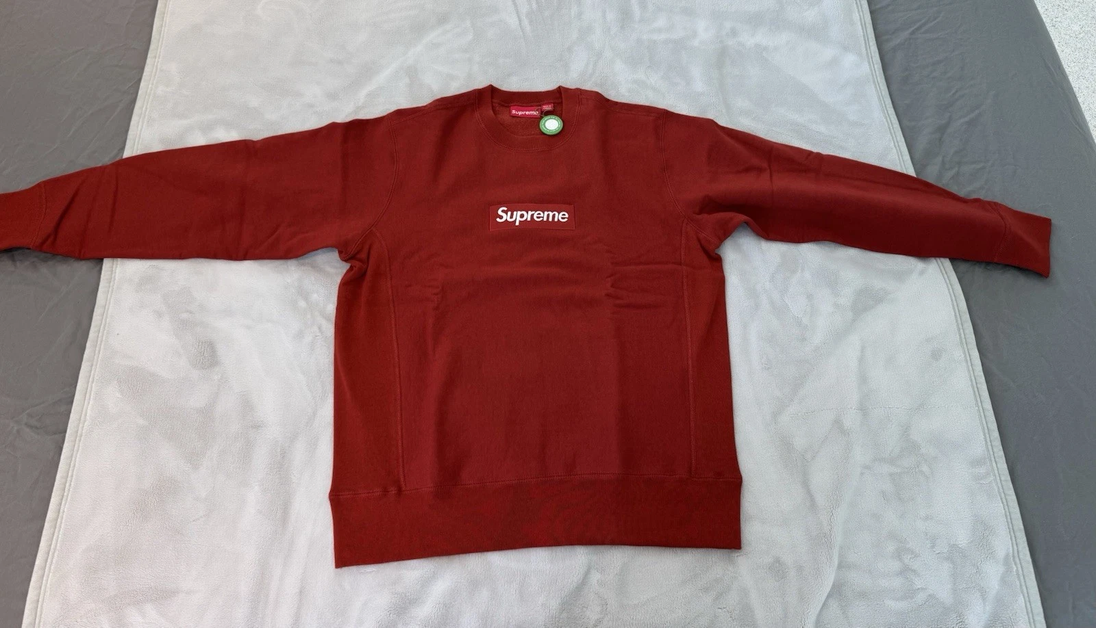 Sweat col rond FW18 Supreme Box Logo 2018 taille M AUTHENTIQUE NEUF