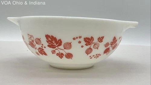 Pyrex Gooseberry Pink Cinderella Mixing Bowl 443 2.5 Qt Vintage