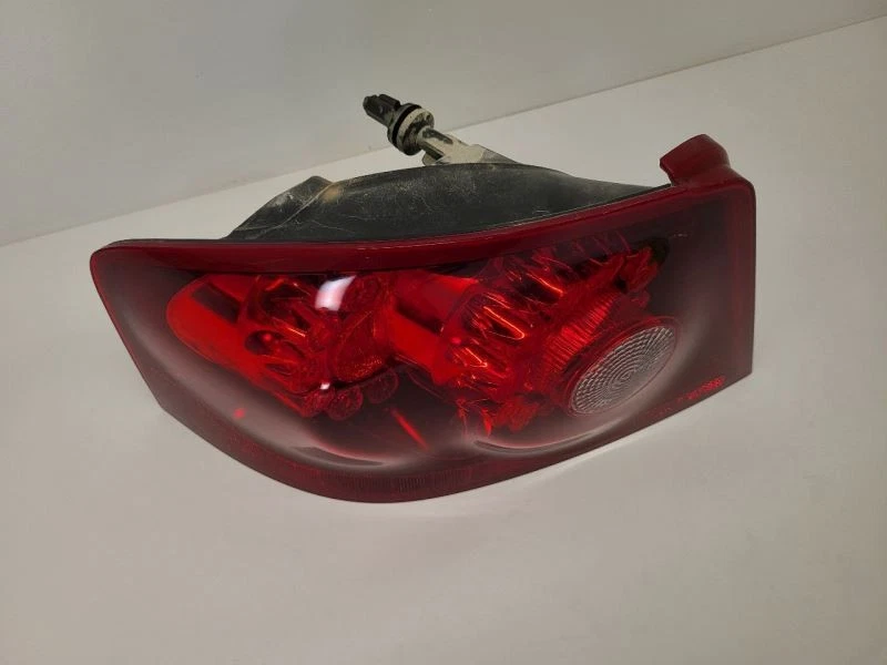 Luz trasera derecha pasajero Dodge Avenger 2011-2014 5182522AG Foto 2 de 4