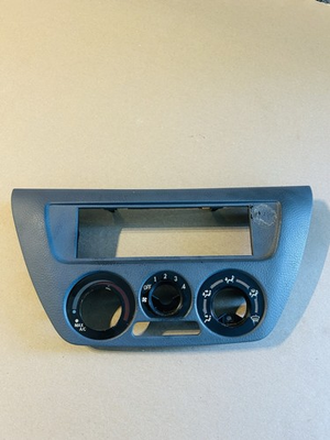 #ad ⭐️Bezel Dash Radio Mitsubishi Lancer 00 03 USED Oem $70.00