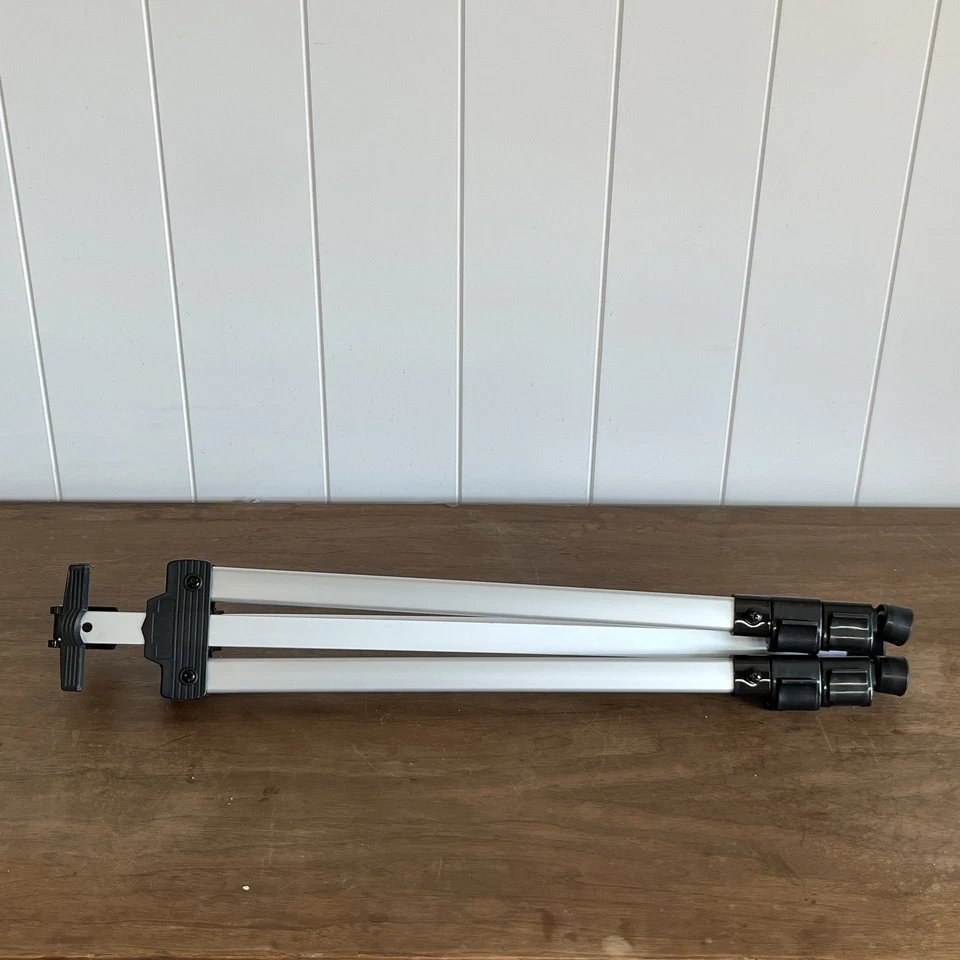 Caballete trípode de aluminio Royal & Langnickel REA2001 32” con bolsa y caja Foto 3 de 4