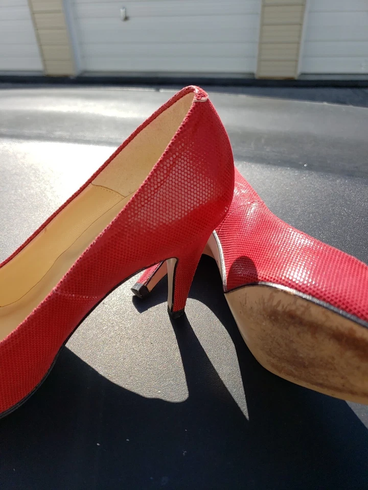 Tacones para mujer Caressa talla 6 M punta puntiaguda sin cordones rojo Tristán Foto 2 de 4