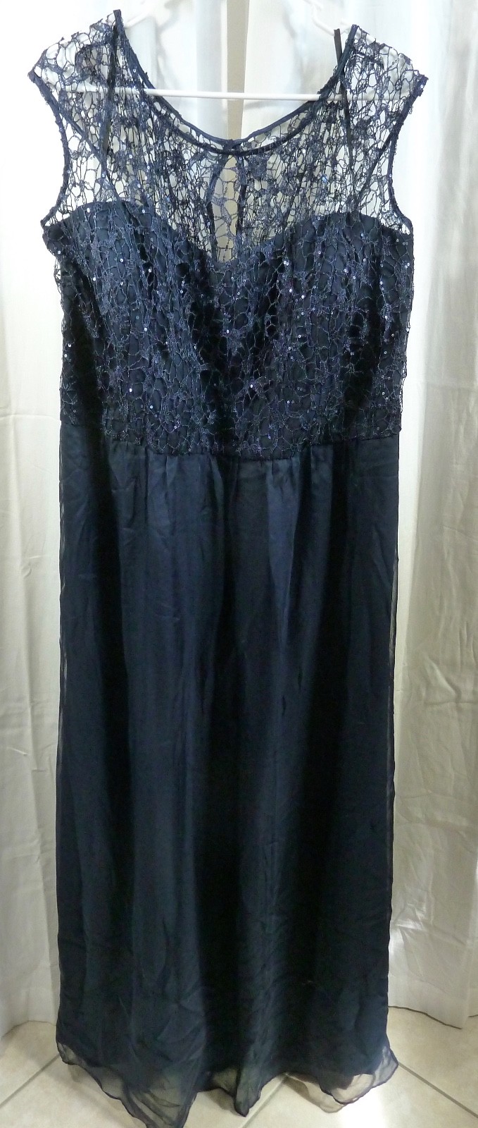Picture 1 of 2