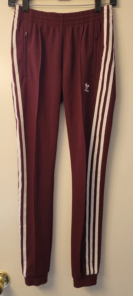 Adidas outlet maroon joggers