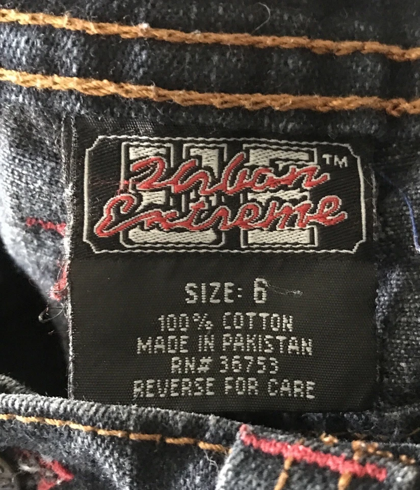 Pantalones de mezclilla para niños talla 6 Urban Extreme bordados skater grunge Y2K lavado oscuro anchos  Foto 3 de 4