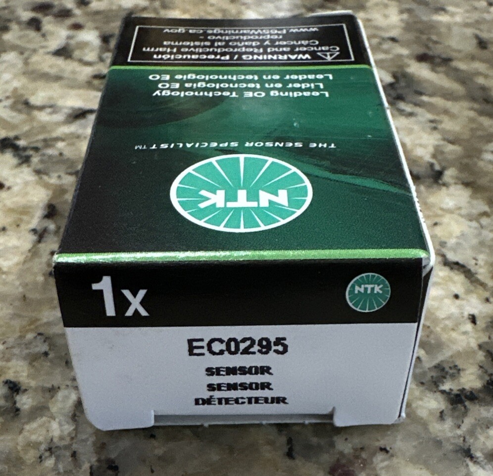 NTK Engine Camshaft Position Sensor EC0295