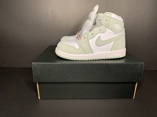 Air Jordan 1 Retro High OG Seafoam (TD 