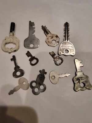 Lot of 11 Unique Vintage keys. Small Lock Key Warded Collection | eBay