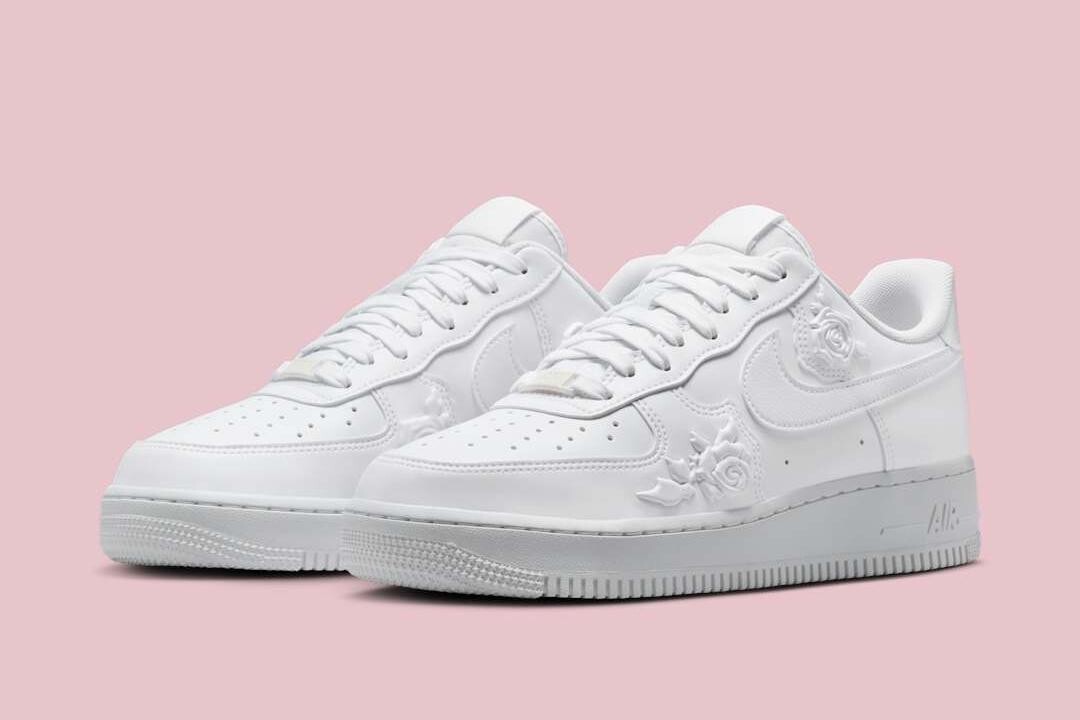 NEW Nike Air Force 1 ’07 'White Roses' | Women Sizes 5 - 12 | HF2016-100