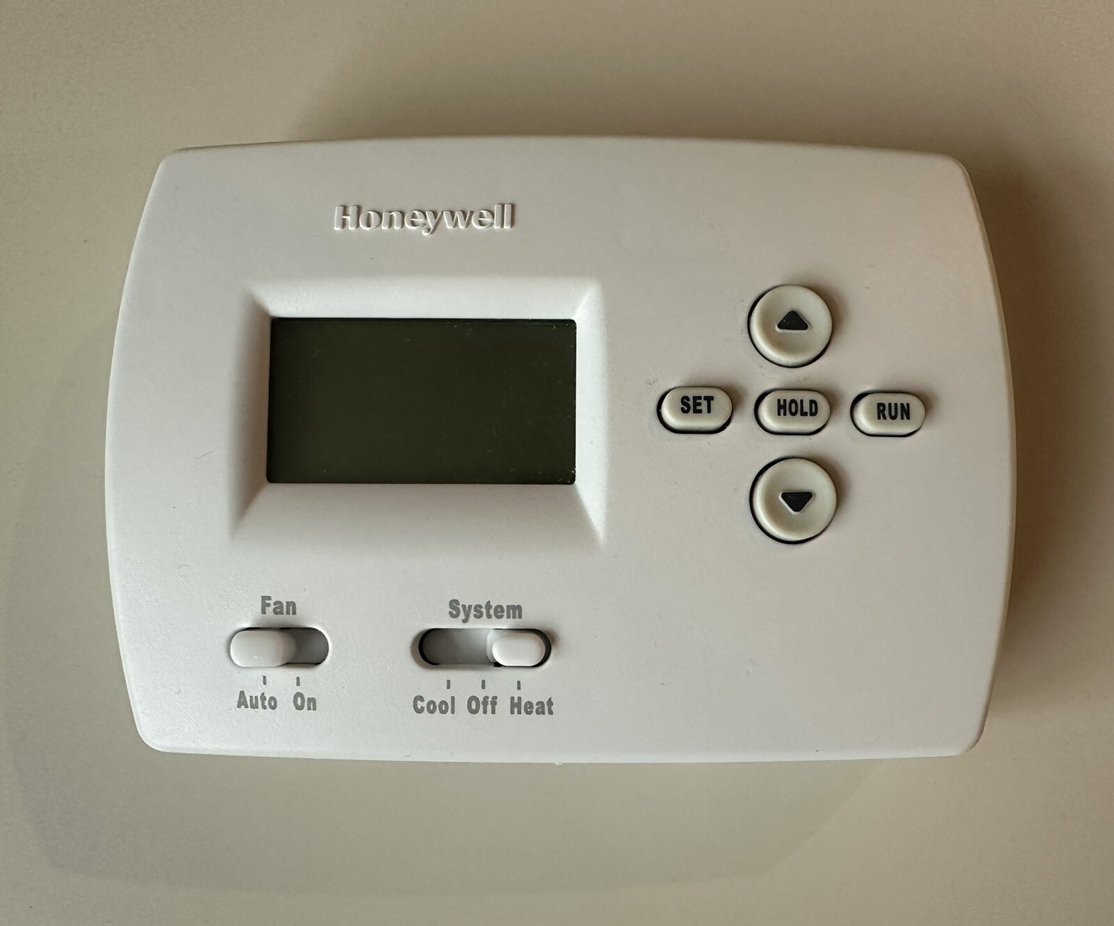 Honeywell TH4110D1007 Pro 52 Programmable Thermostat * eBay