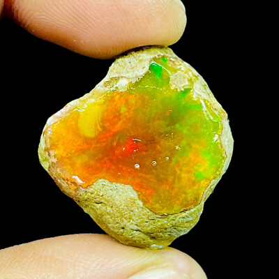 Selene Gems Äthiopischer Opal Roh Edelstein 30x24mm 54.30 Cts Unbehandelt