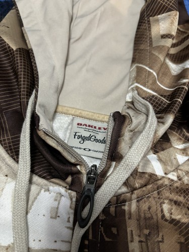 Y2K Oakley Hoodie Men’s XL Black Camo Full Zip Logo Pockets Center Logo Jacket - Picture 5 of 11