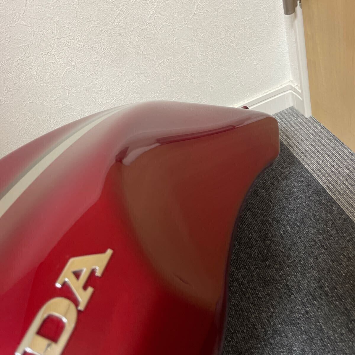 Honda CB1100 CB1100EX Genuine SC65 Fuel Tank New Take-Off Honda CB1100 CB1100EX Genuine SC65 Fuel Tank New Take-Off