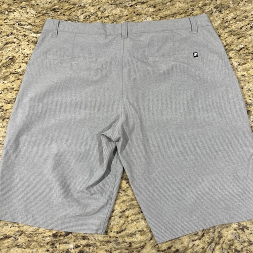 pantaloncino travis matthew uomo taglia 36 grigio chiaro golf performance - Foto 5 di 9